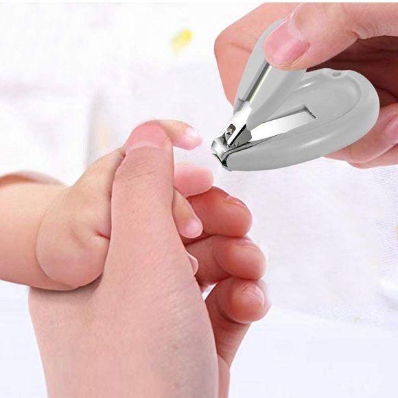 (Valentine’s Week deal) Nail kit for babies - Picture 3 of 8